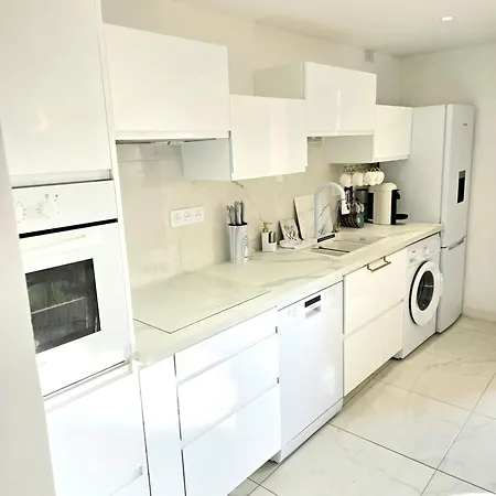 Le Mazet, Nice, Piscine, Vue Mer, Promenade Des Anglais, Baie Des Anges Appartement Nice