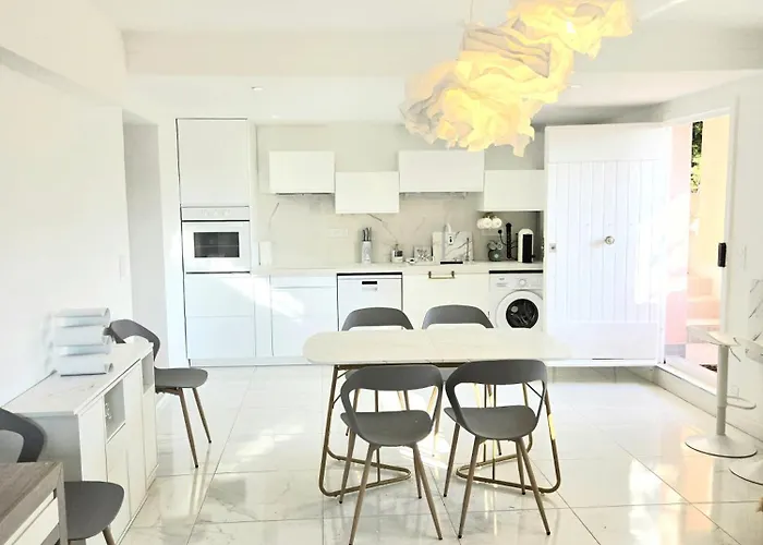 Apartmán Le Mazet, Nice, Piscine, Vue Mer, Promenade Des Anglais, Baie Des Anges *